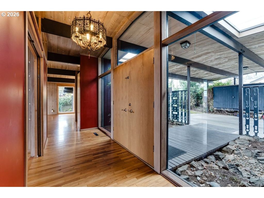 2055 Broadview Street Eugene, OR 97405 - Photo 5 of 45 a view interior of the house and swimming pool