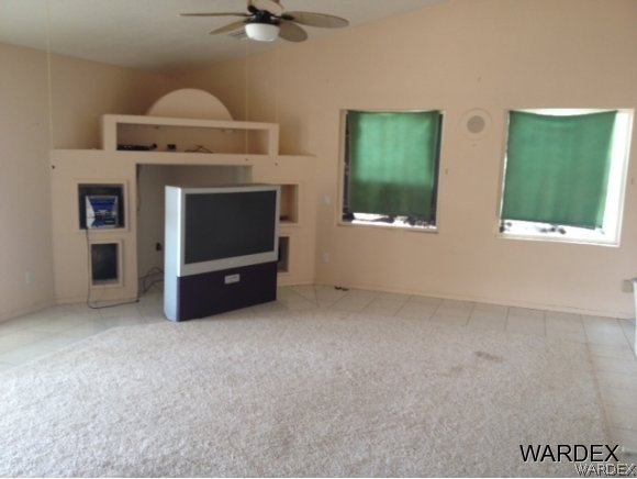 801 West Jordan Ranch Road Kingman, AZ 86409 - Photo 3 of 13 living room