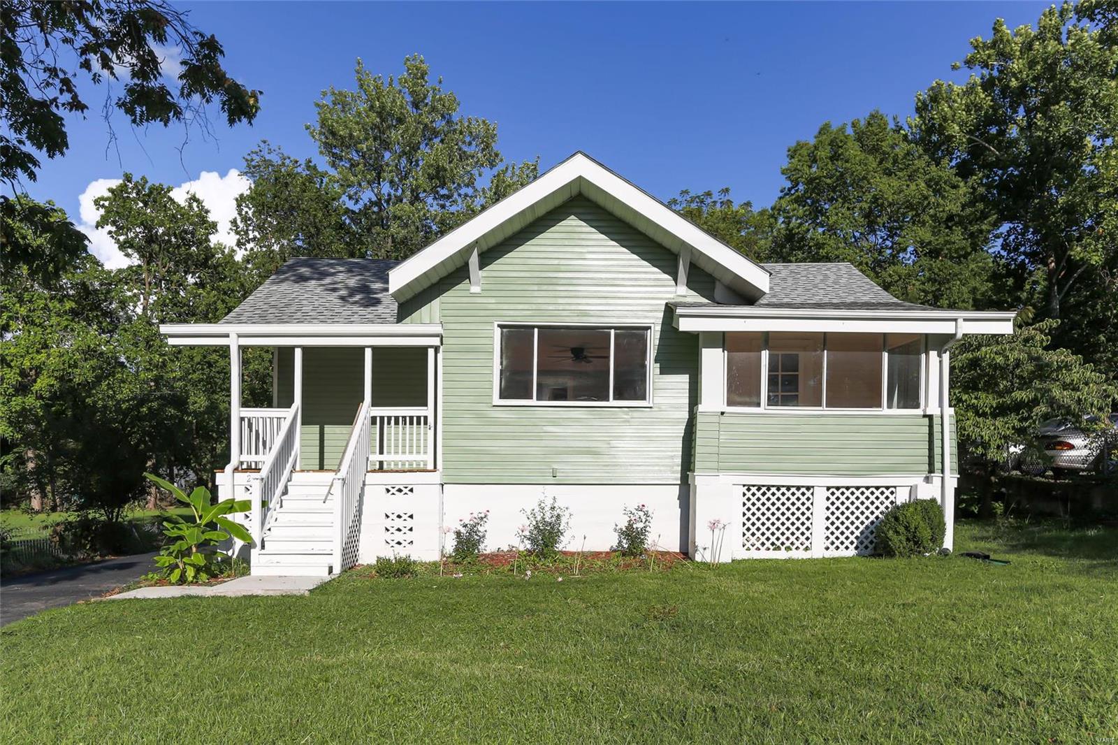 2806 Calvert Avenue St. Louis, MO 63114 - Photo 1 of 22