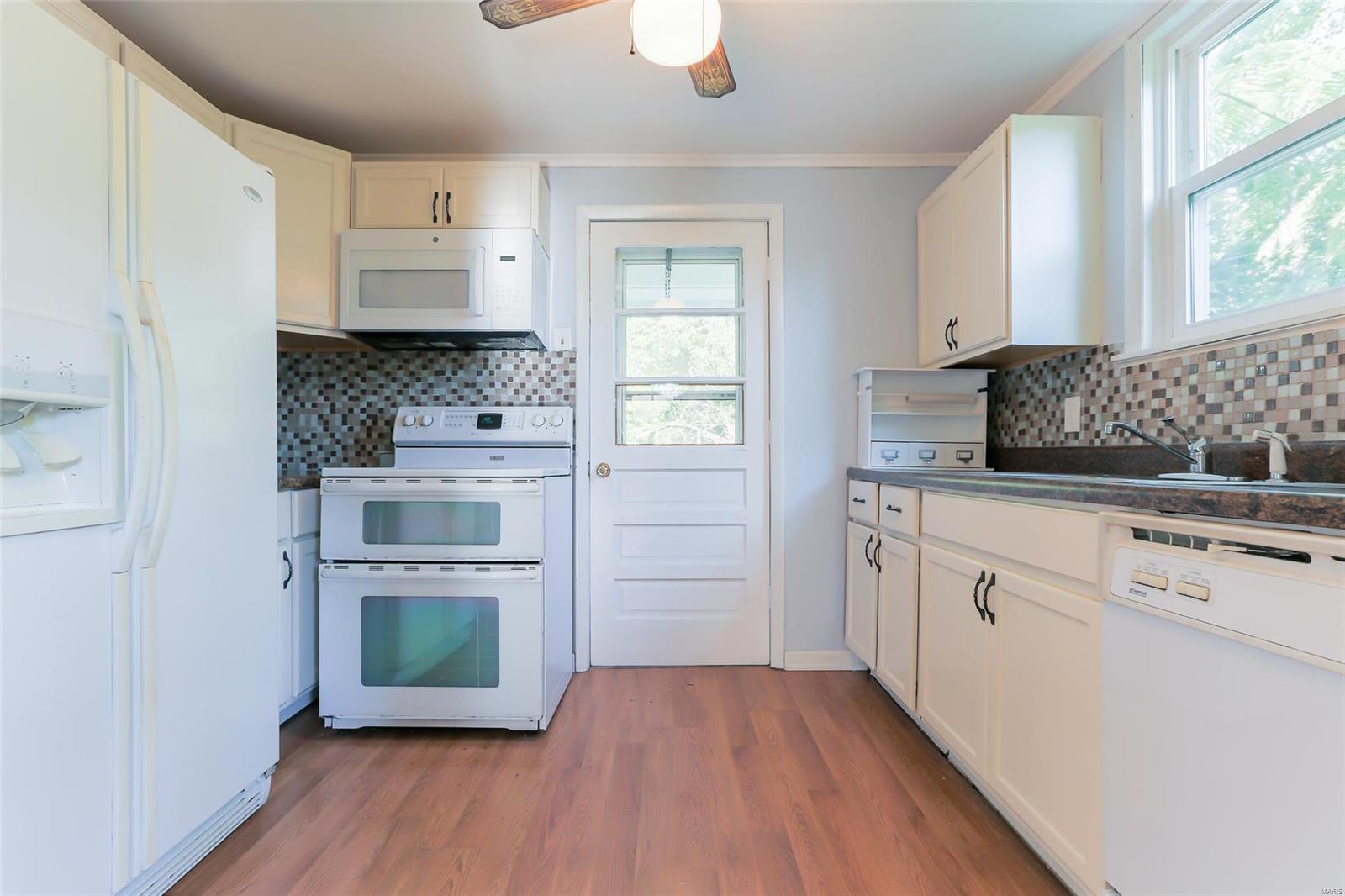 2806 Calvert Avenue St. Louis, MO 63114 - Photo 10 of 22