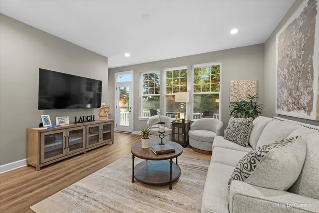 $377,900 | 124 East Main Street, Cary, IL 60013