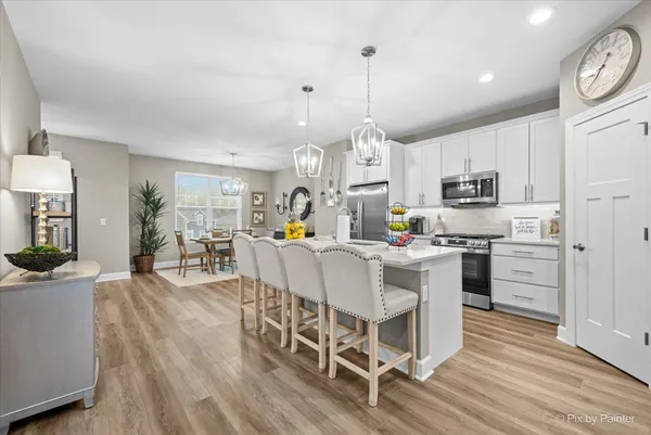 $377,900 | 124 East Main Street, Cary, IL 60013