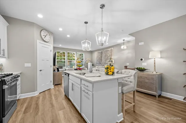 $377,900 | 124 East Main Street, Cary, IL 60013