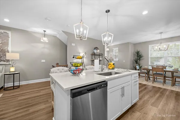 $377,900 | 124 East Main Street, Cary, IL 60013
