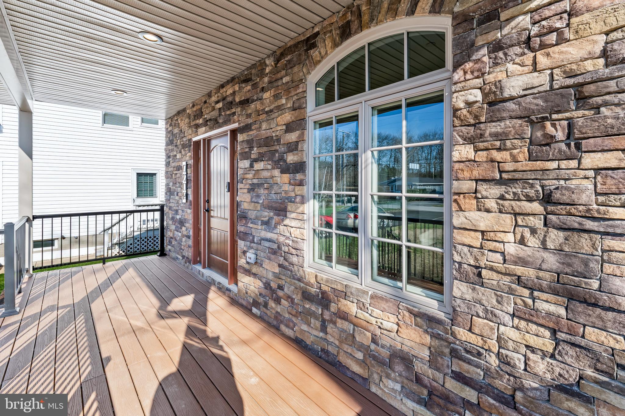 7214 Greenbank Road Middle River, MD 21220 - Photo 5 of 54