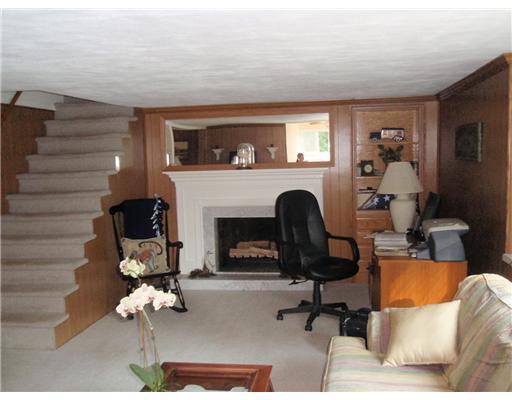 33 Oakridge Road Scituate, RI 02857 - Photo 8 of 10 Living Room. In-Law Living Room