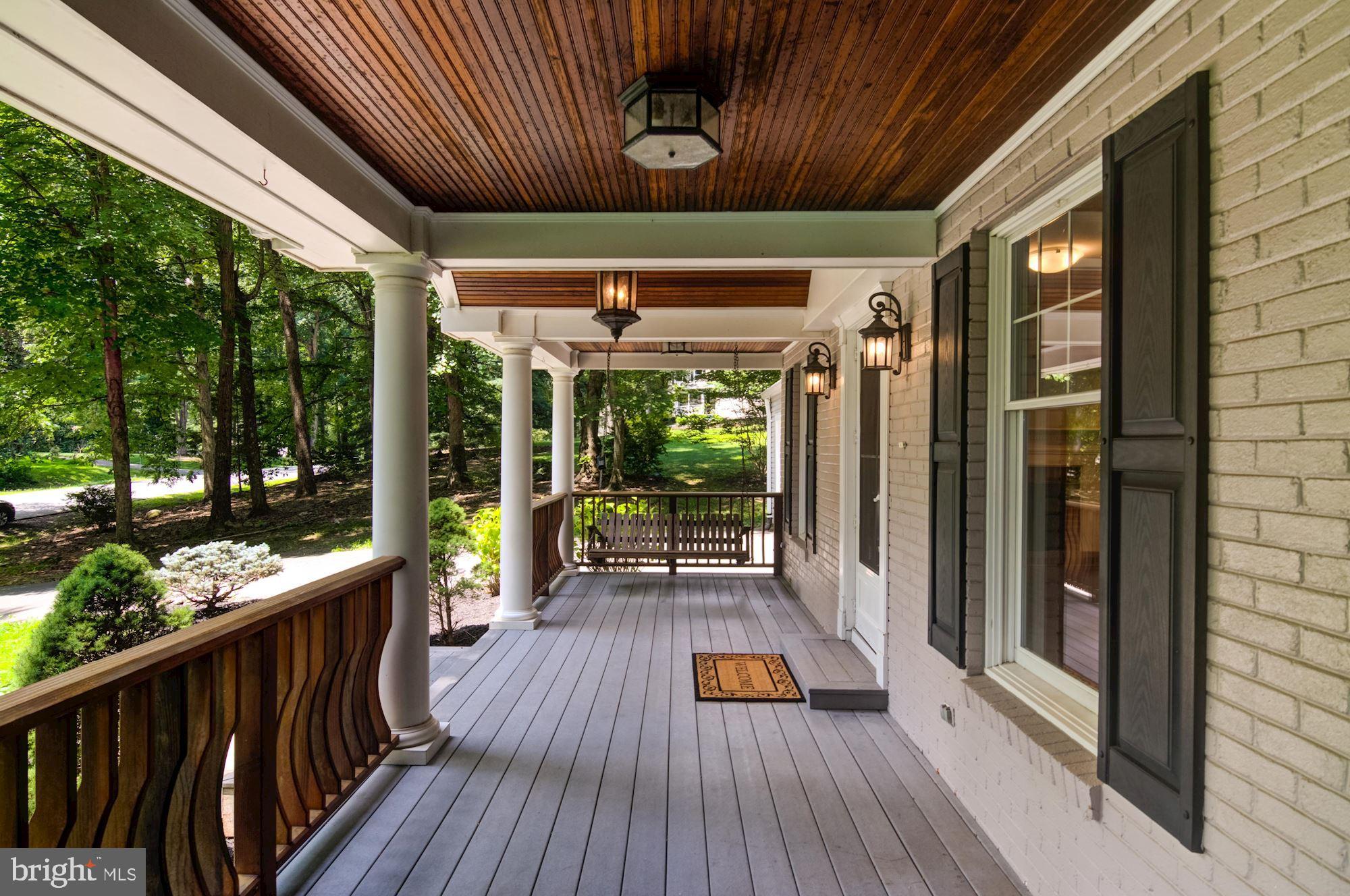 11908 Appling Valley Road Fairfax, VA 22030 - Photo 7 of 53 Gallery Image 7