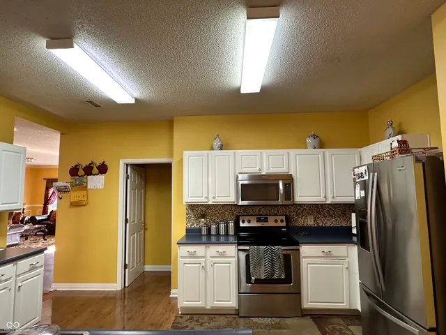 $430,000 | 10644 Wiley Lane, Indianapolis, IN 46231