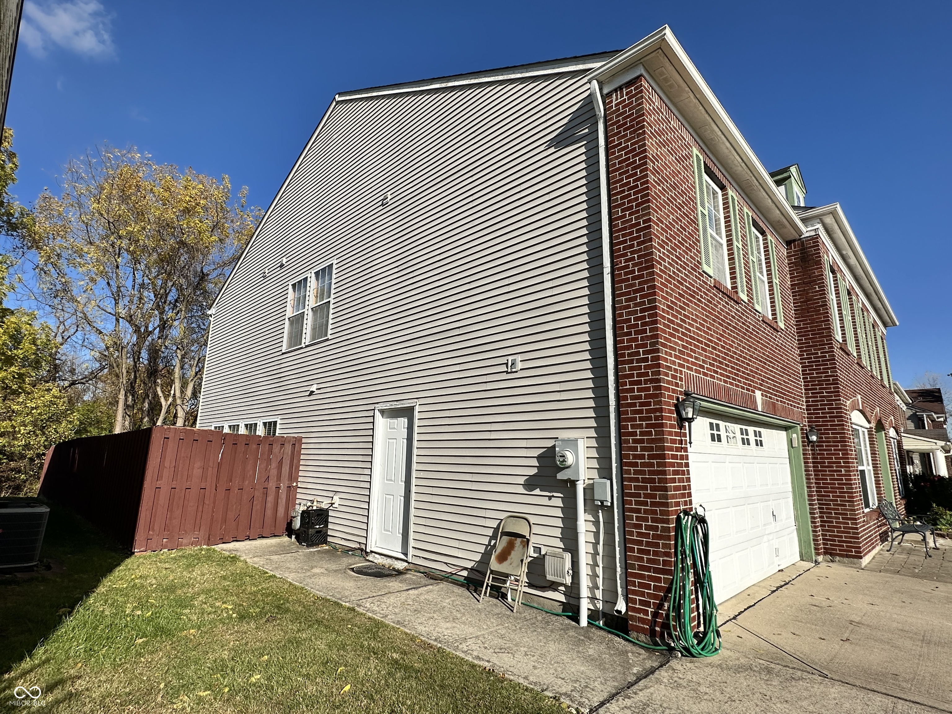 10644 Wiley Lane Indianapolis, IN 46231 - Photo 4 of 48