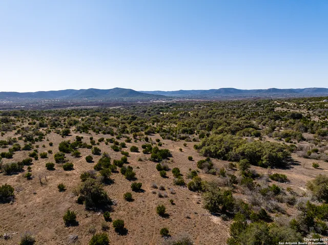 $253,825 | 2350 Little Dry Frio Road, Rio Frio, TX 78879