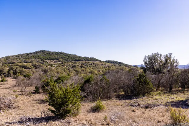 $253,825 | 2350 Little Dry Frio Road, Rio Frio, TX 78879