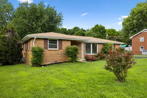 $269,000 | 209 Pleasant Hill Drive, Springfield, TN 37172