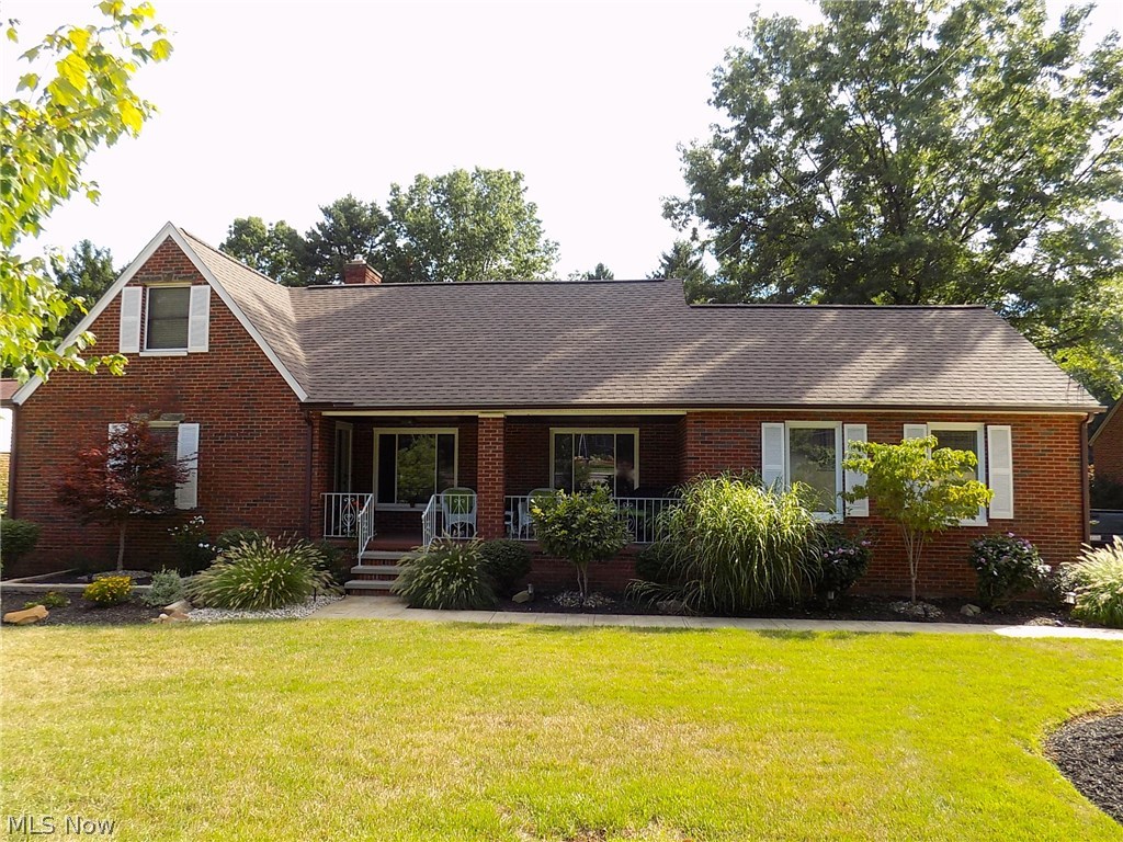 25769 Butternut Ridge Road North Olmsted, OH 44070 - Photo 1 of 35 Welcome to 25769 Butternut Ridge nestled in the Historical District of North Olmsted. This lovely "like new" home was completely renovated in 2012-2013 & features backyard views of the Springvale Golf Course.