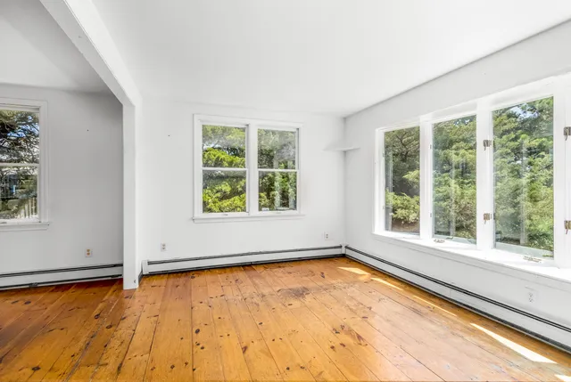 $648,000 | 32 North Shore Blvd Extension, Sandwich, MA 02537