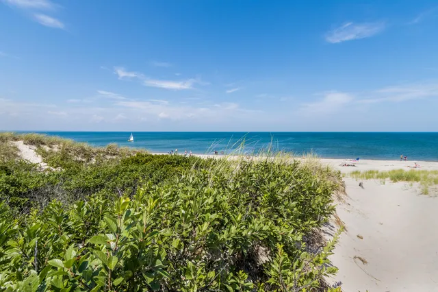 $648,000 | 32 North Shore Blvd Extension, Sandwich, MA 02537