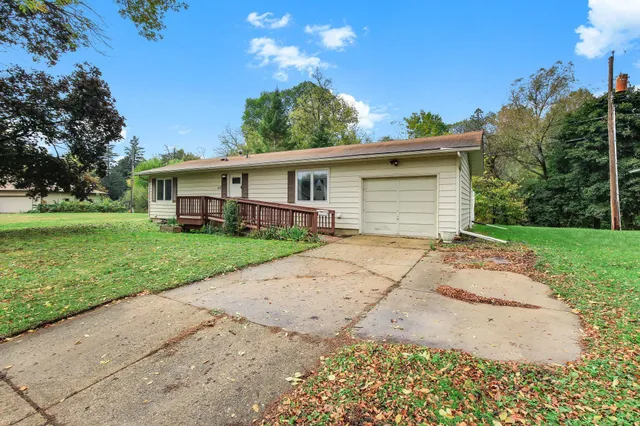 $239,900 | 510 Maple Drive, Owatonna, MN 55060