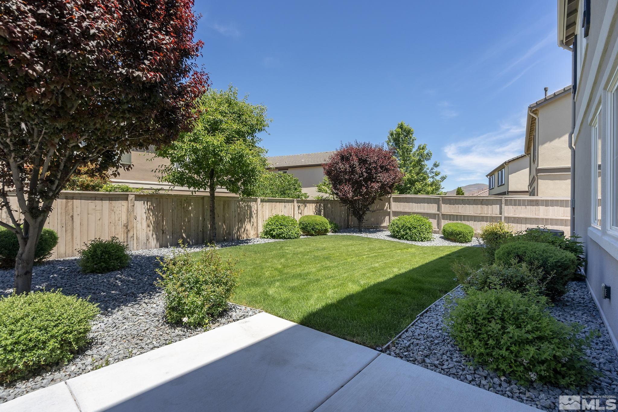 10819 Walnut Ridge Drive Reno, NV 89521 - Photo 9 of 22 a view of yard with green space