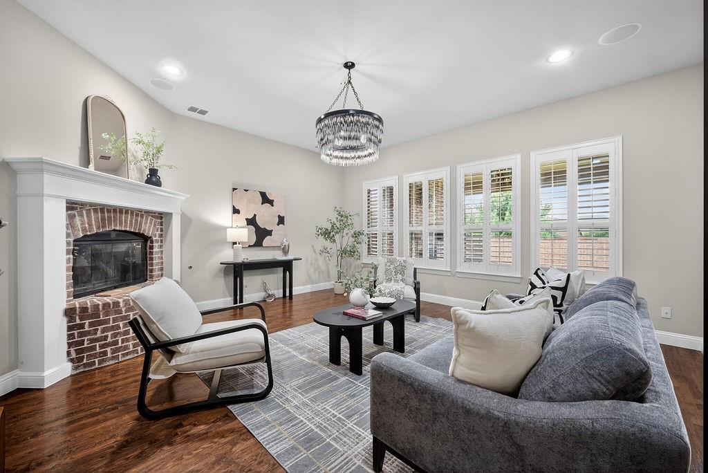 1651 Saddle Tree Road Frisco, TX 75036 - Photo 10 of 40