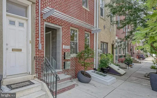 $2,800 | 1205 South 4th Street, Unit 2, Philadelphia, PA 19147