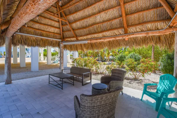$1,840,000 | 30985 Watson Boulevard, Big Pine Key, FL 33043