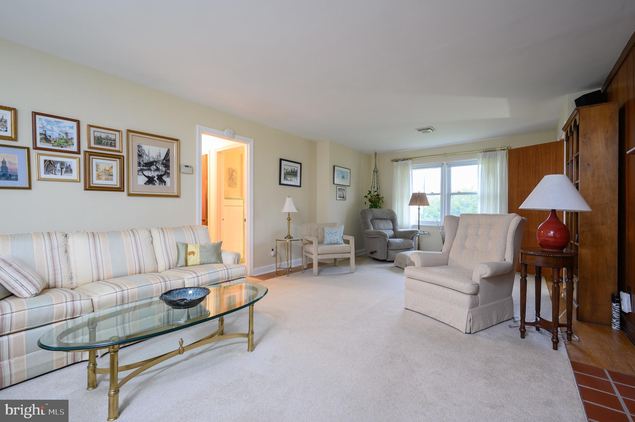1136 Jericho Road Abington, PA 19001 - Photo 4 of 20 Gallery Image 4