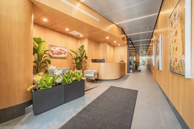 $875,000 | 30-05 Vernon Boulevard, Unit 2B | Astoria