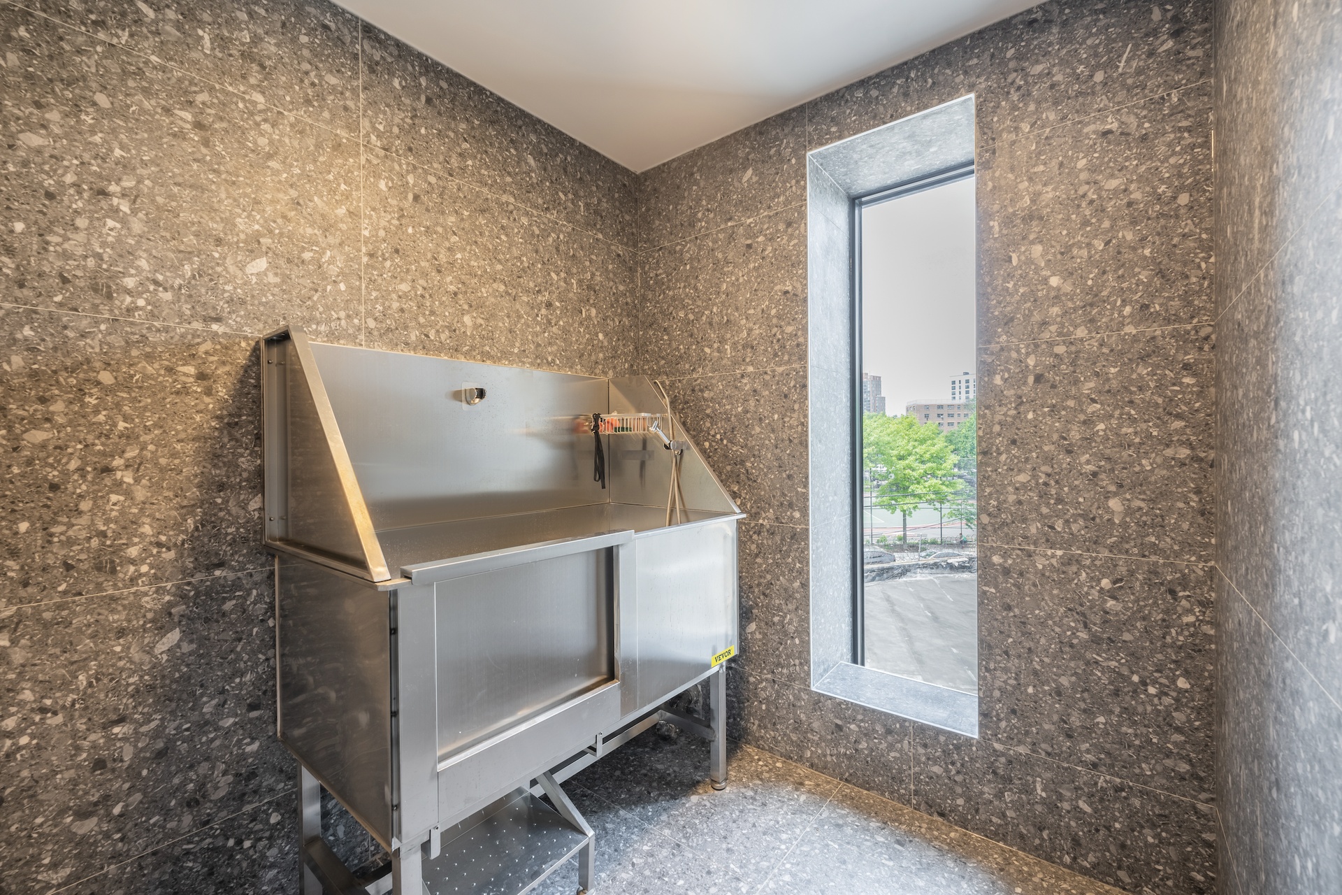 30-05 Vernon Boulevard, Unit 2B Queens, NY 11102 - Photo 18 of 22