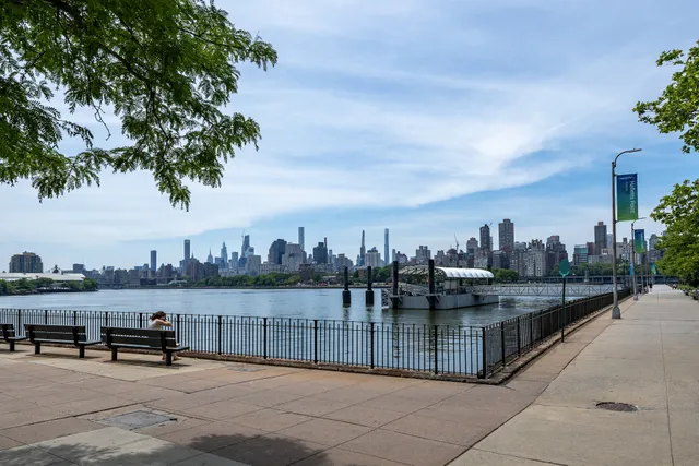 $875,000 | 30-05 Vernon Boulevard, Unit 2B | Astoria