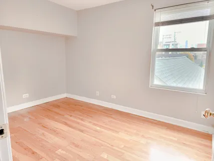 $1,995 | 1634 West Huron Street, Unit 2R, Chicago, IL 60622