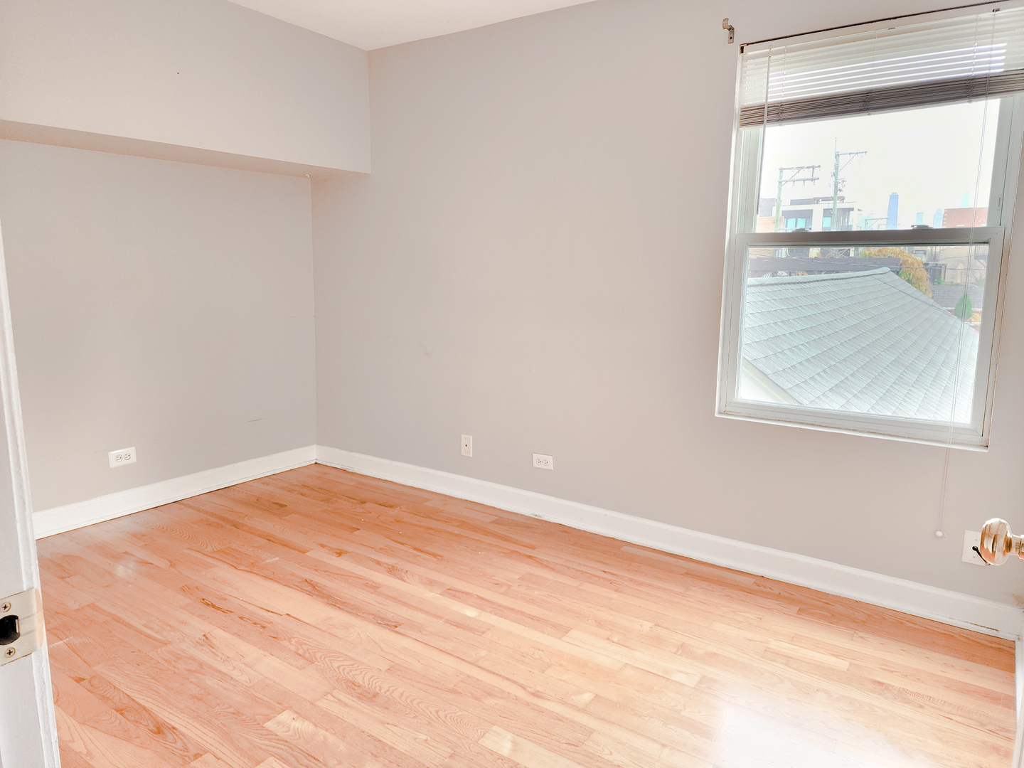 1634 West Huron Street, Unit 2R Chicago, IL 60622 - Photo 14 of 17