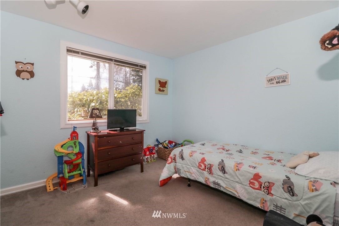 715 Center Road Everett, WA 98204 - Photo 12 of 15