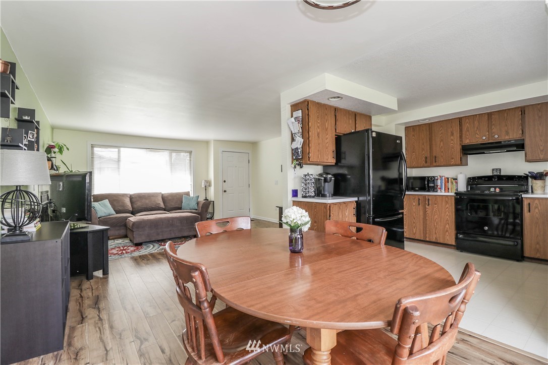 715 Center Road Everett, WA 98204 - Photo 8 of 15
