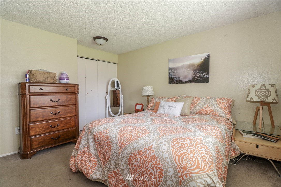 715 Center Road Everett, WA 98204 - Photo 9 of 15