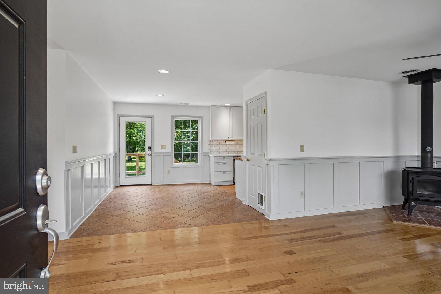 7496 Parsonsburg Road Parsonsburg, MD 21849 - Photo 6 of 60 Foyer