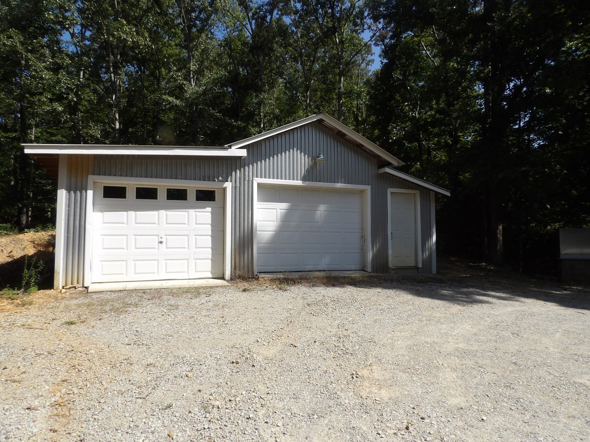 7062 Cuba Landing Road Waverly, TN 37185 - Photo 9 of 58 Gallery Image 9