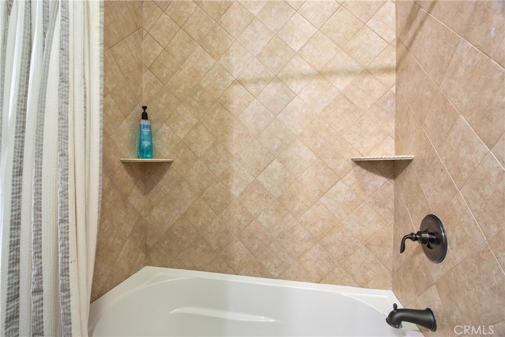 44195 Vía Horca Temecula, CA 92590 - Photo 40 of 74 a bathroom with a shower