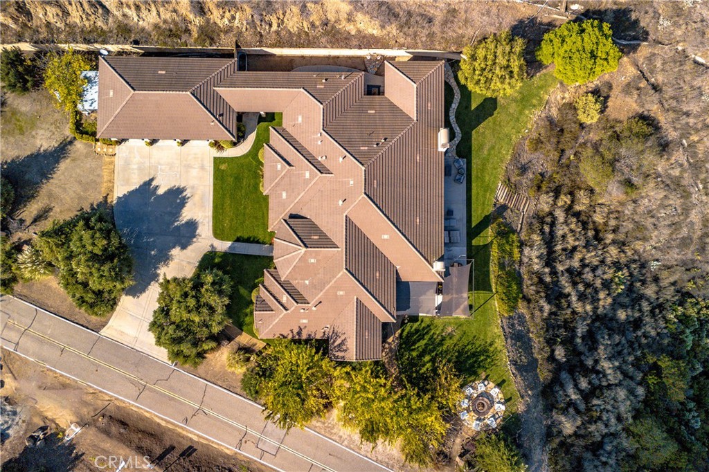 44195 Vía Horca Temecula, CA 92590 - Photo 72 of 74 an aerial view of residential houses with outdoor space
