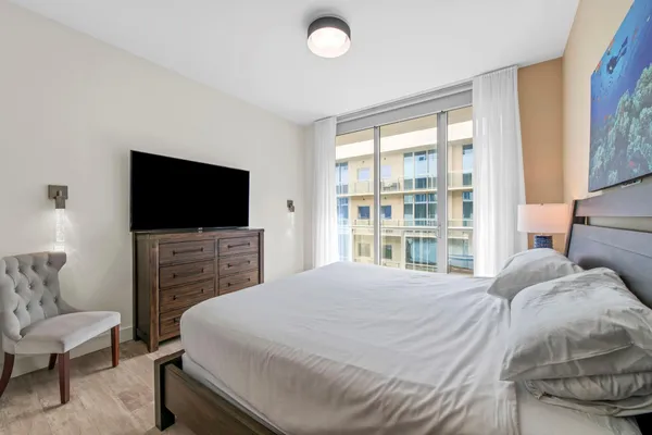 $535,000 | 777 North Ocean Drive, Unit N517, Hollywood, FL 33019