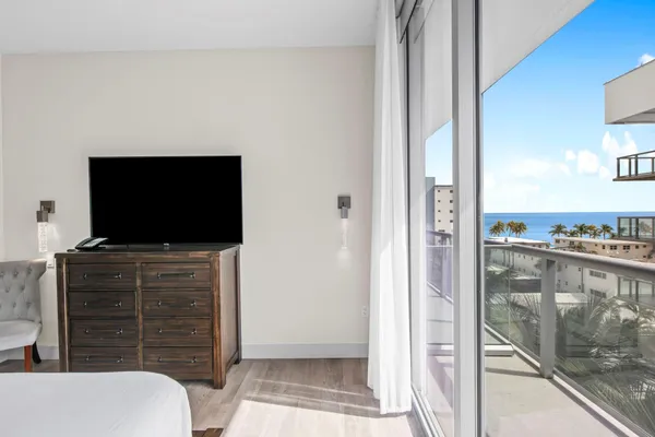 $535,000 | 777 North Ocean Drive, Unit N517, Hollywood, FL 33019