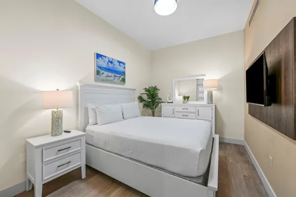 $535,000 | 777 North Ocean Drive, Unit N517, Hollywood, FL 33019