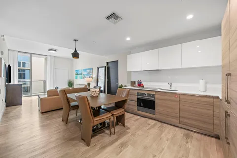 $535,000 | 777 North Ocean Drive, Unit N517, Hollywood, FL 33019