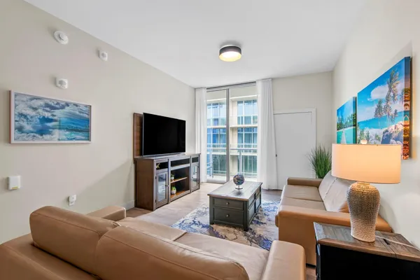 $535,000 | 777 North Ocean Drive, Unit N517, Hollywood, FL 33019