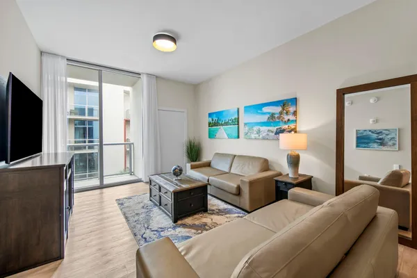 $535,000 | 777 North Ocean Drive, Unit N517, Hollywood, FL 33019