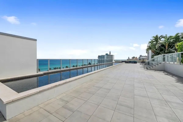 $535,000 | 777 North Ocean Drive, Unit N517, Hollywood, FL 33019