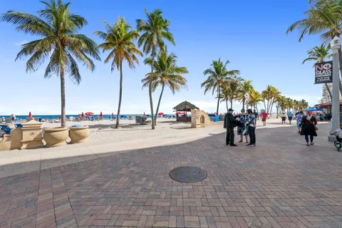 $535,000 | 777 North Ocean Drive, Unit N517, Hollywood, FL 33019