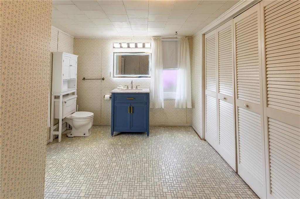 307 Old Ash Road Mercer, PA 16137 - Photo 14 of 25 Gallery Image 14