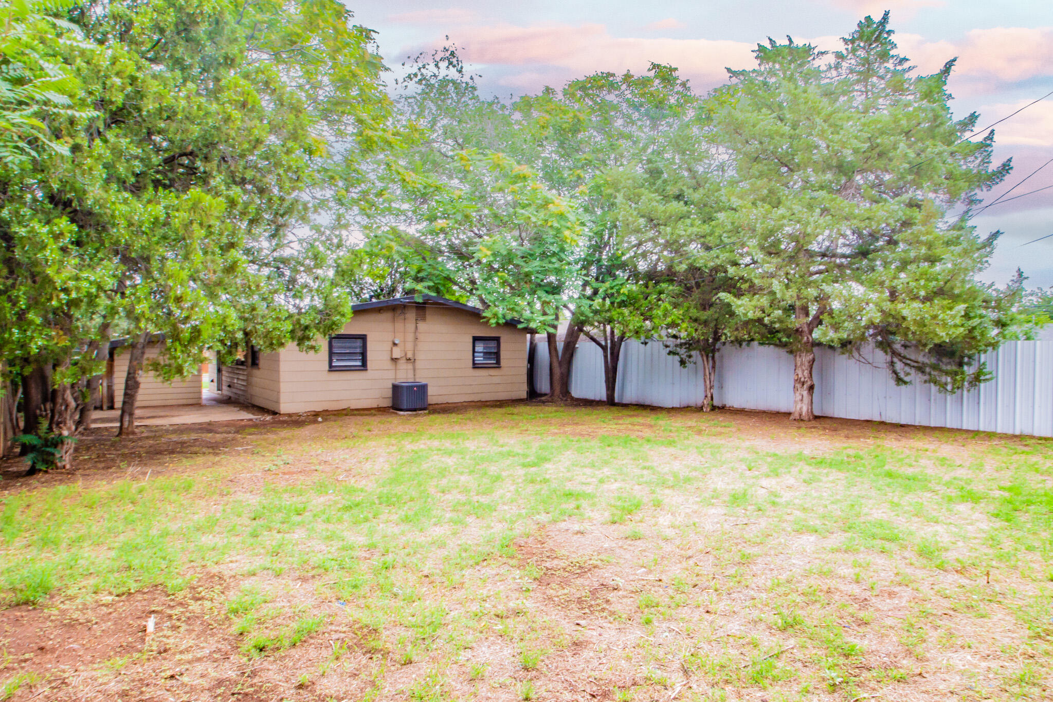 5105 39th Street Lubbock, TX 79414 - Photo 18 of 18 IMG_8820