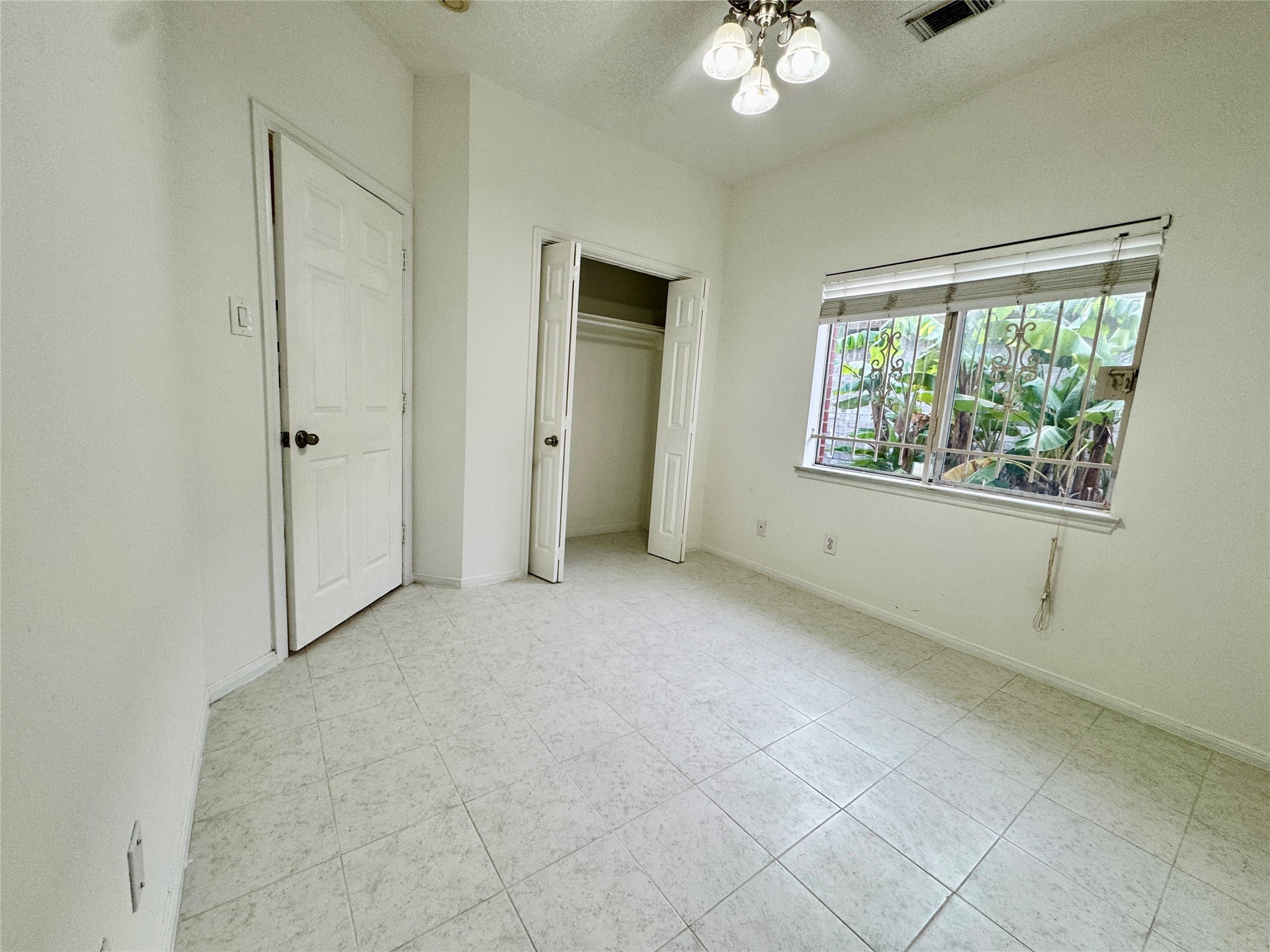 13530 Carruth Lane Houston, TX 77083 - Photo 13 of 18