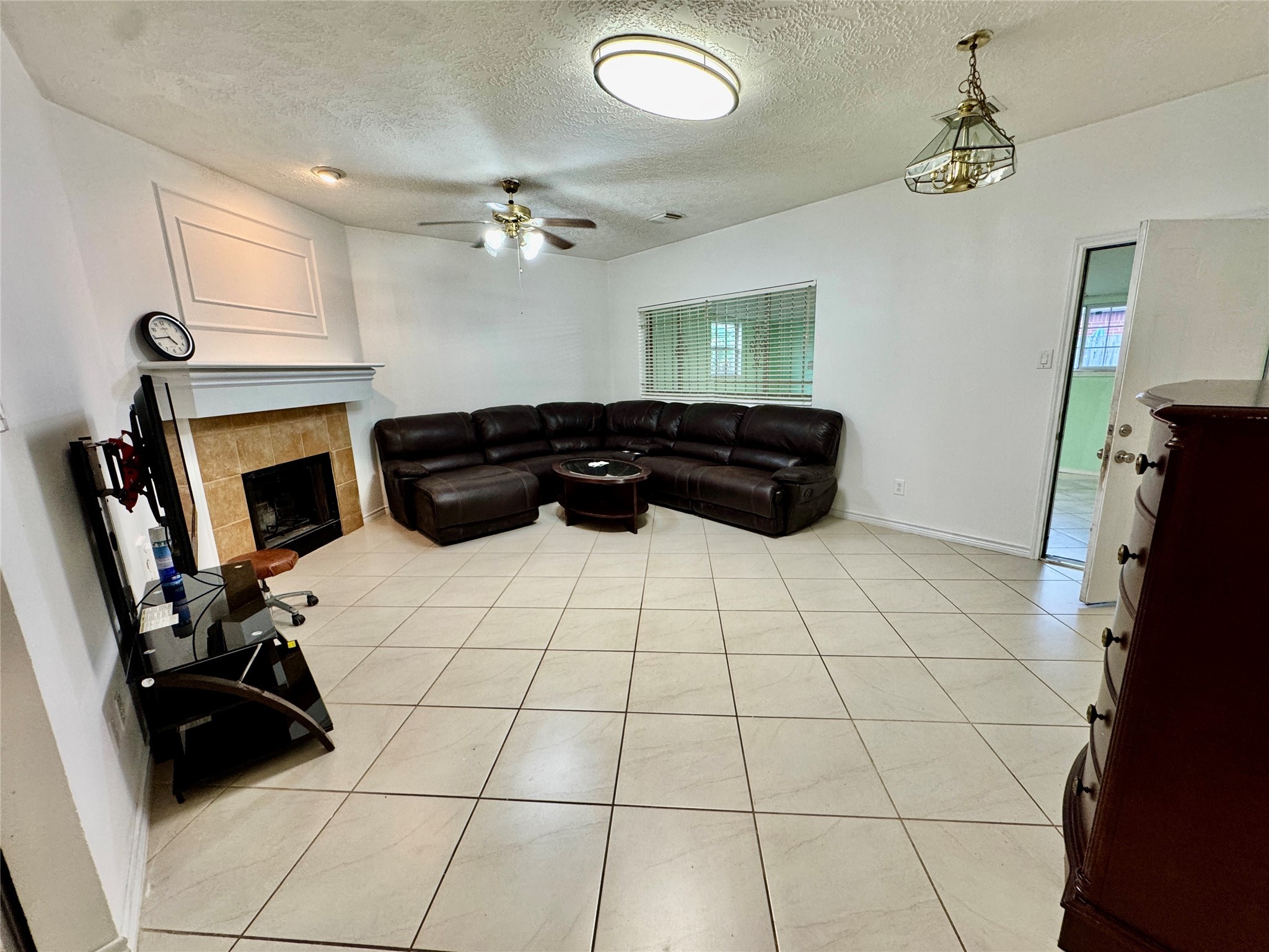 13530 Carruth Lane Houston, TX 77083 - Photo 7 of 18