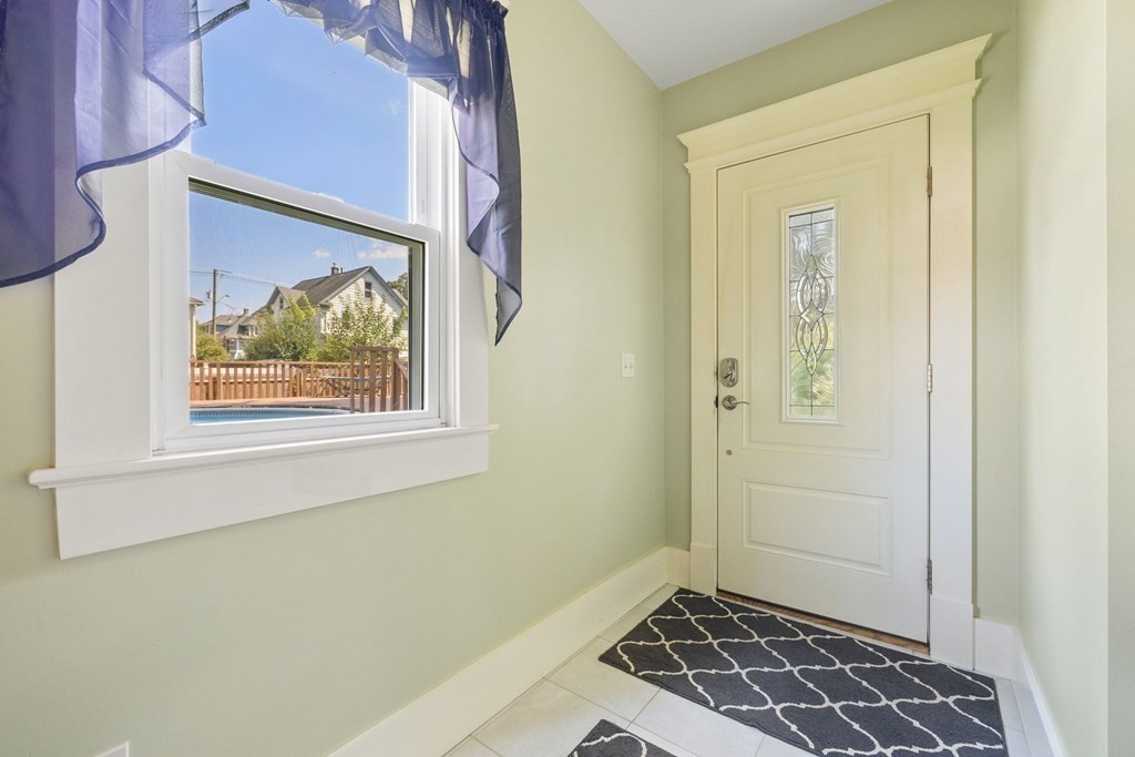17 Manitoba Street Springfield, MA 01108 - Photo 19 of 37 Gallery Image 19